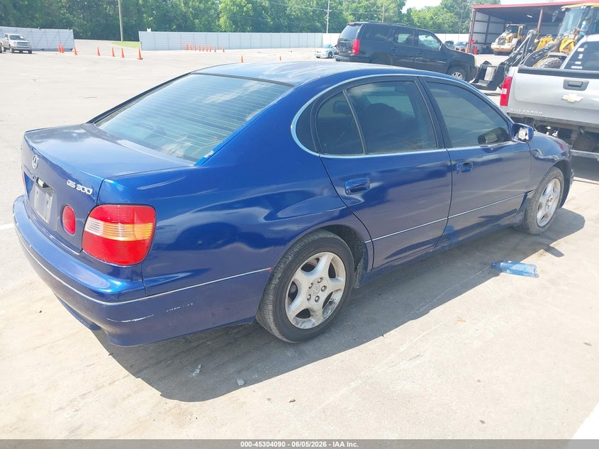 1998 Lexus Gs 300 VIN JT8BD68S1W0003471 IAAI salvage auction — SIDE, Salvage (Tennessee), sold $300 on 2026-07-21 (photo 4)