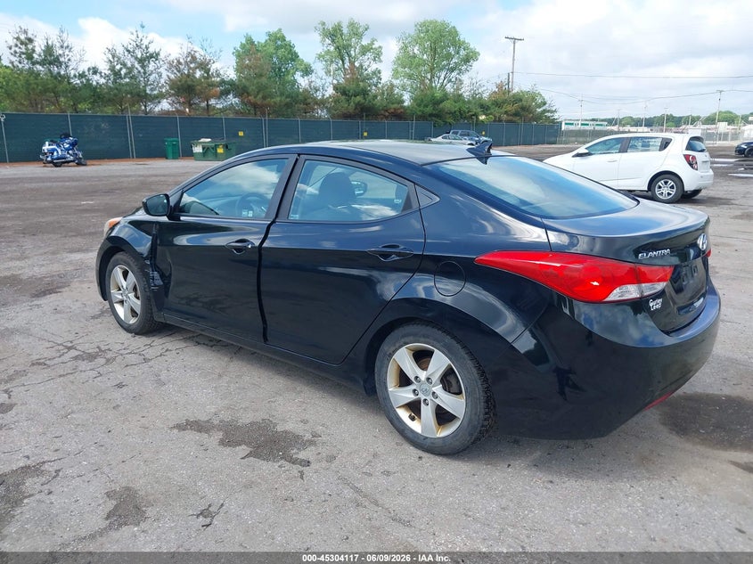 2011 Hyundai Elantra VIN KMHDH4AE4BU106020 IAAI salvage auction — SIDE, Clear (Indiana), sold $25 on 2026-07-07 (photo 3)