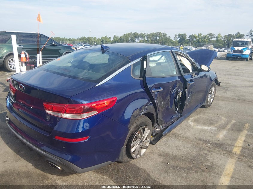 2020 Kia Optima VIN 5XXGT4L33LG421622 IAAI salvage auction — FRONT END, Salvage Title, sold $525 on 2026-07-15 (photo 4)