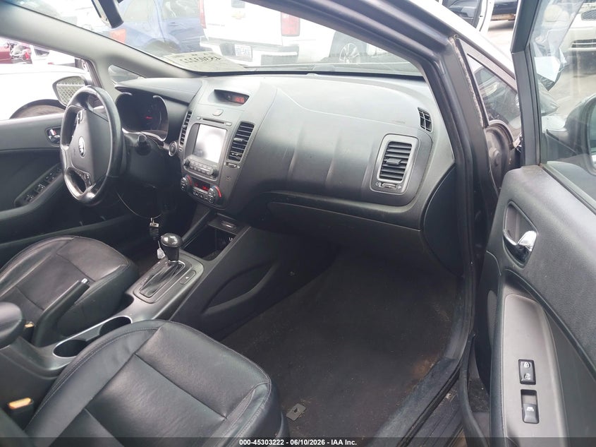 2015 Kia Forte VIN KNAFX5A83F5397901 IAAI salvage auction — RIGHT FRONT, Salvage (North Carolina), sold $400 on 2026-07-08 (photo 5)