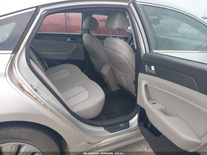 2016 Hyundai Sonata VIN KMHE24L12GA010976 IAAI salvage auction — NORMAL WEAR, Original (Texas), sold $400 on 2026-07-22 (photo 8)