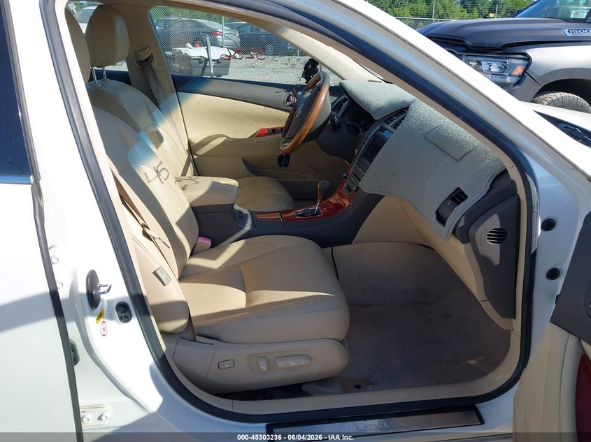 2007 Lexus Es 350 VIN JTHBJ46G172056382 IAAI salvage auction — NORMAL WEAR, Clear (Pennsylvania), sold $900 on 2026-07-08 (photo 5)