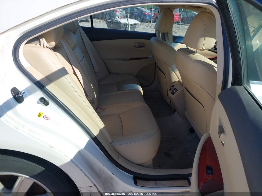 2007 Lexus Es 350 VIN JTHBJ46G172056382 IAAI salvage auction — NORMAL WEAR, Clear (Pennsylvania), sold $900 on 2026-07-08 (photo 8)