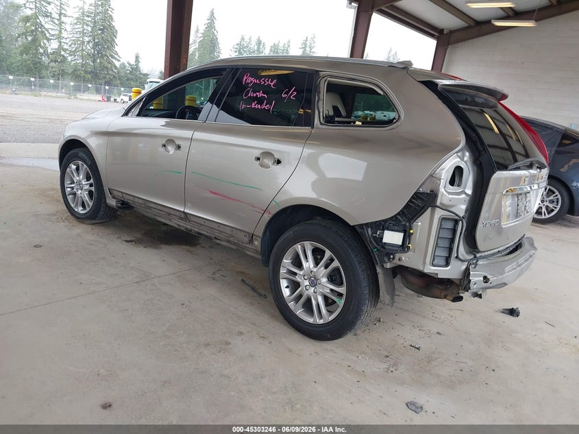 2016 Volvo Xc60 VIN YV4612RK1G2866762 IAAI salvage auction — SIDE, Bill Of Sale (Washington), sold $2,550 on 2026-08-05 (photo 3)