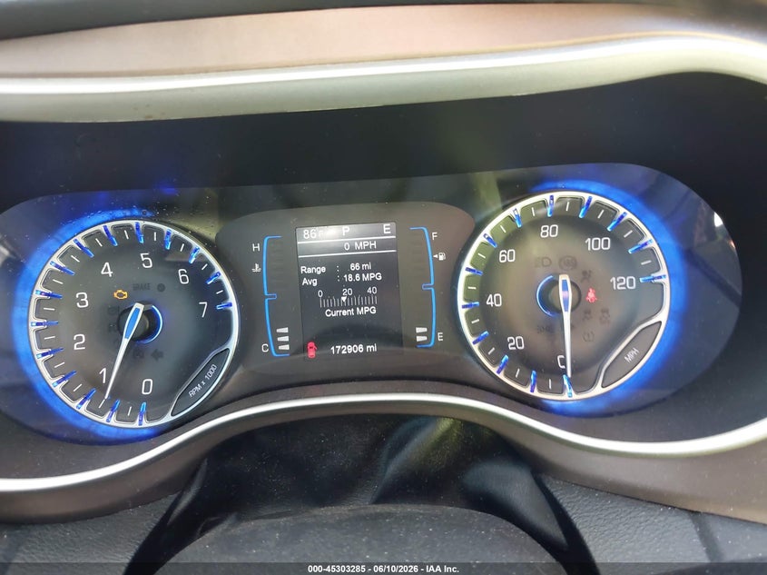 2017 Chrysler Pacifica VIN 2C4RC1BG3HR642311 IAAI salvage auction — HAIL, Clear (Oklahoma), sold $2,500 on 2026-09-06 (photo 7)