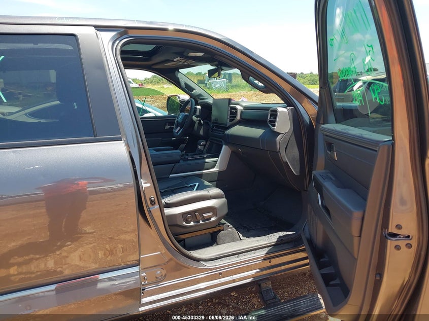 2026 Toyota Tundra VIN 5TFNC5DB0TX117241 IAAI salvage auction — HAIL, Clear (Missouri), sold $33,250 on 2026-07-27 (photo 5)