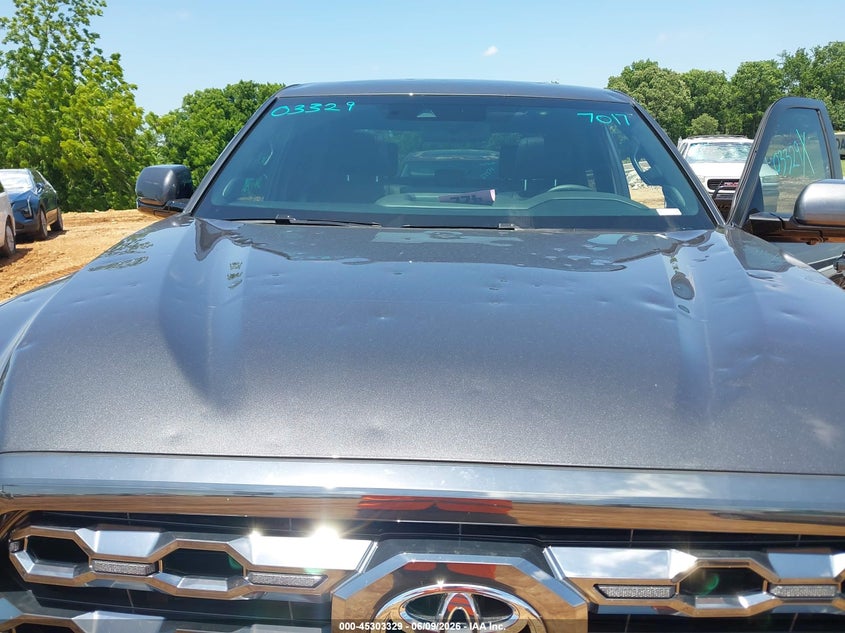 2026 Toyota Tundra VIN 5TFNC5DB0TX117241 IAAI salvage auction — HAIL, Clear (Missouri), sold $33,250 on 2026-07-27 (photo 6)
