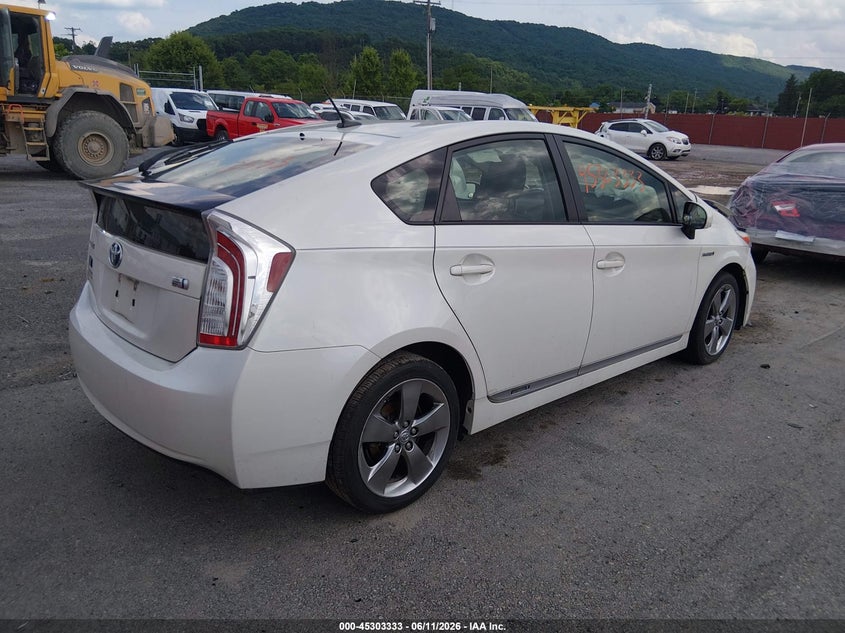 2013 Toyota Prius VIN JTDKN3DUXD1650902 IAAI salvage auction — LEFT FRONT, Salvage (Pennsylvania), sold $1,500 on 2026-07-08 (photo 4)