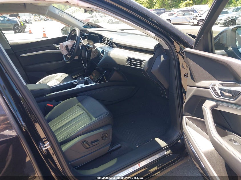 2021 Audi E-tron sportback VIN WA12AAGE8MB002130 IAAI salvage auction — FRONT END, Salvage Title, sold $14,100 on 2026-07-11 (photo 5)