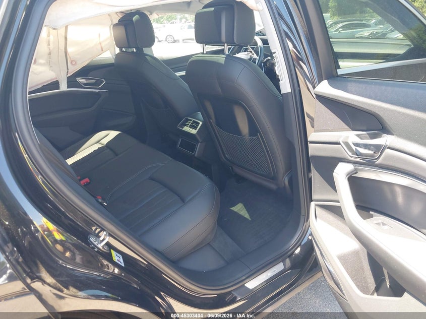 2021 Audi E-tron sportback VIN WA12AAGE8MB002130 IAAI salvage auction — FRONT END, Salvage Title, sold $14,100 on 2026-07-11 (photo 8)