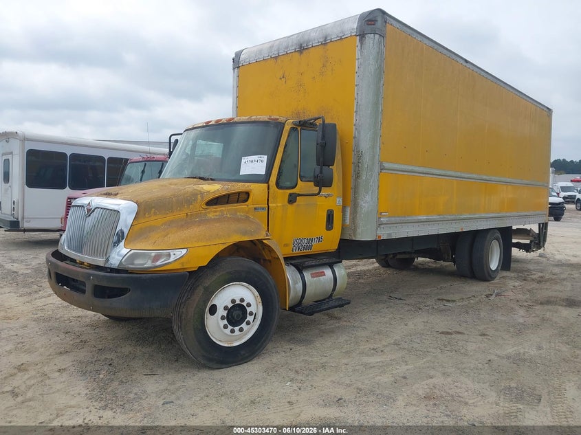 2012 International 4000 series VIN 1HTMMAAL7CH451617 IAAI salvage auction — NORMAL WEAR, Clear (North Carolina), sold $800 on 2026-07-08 (photo 2)