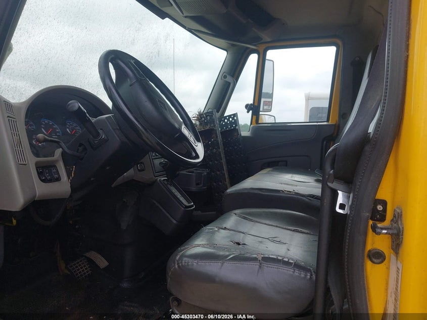 2012 International 4000 series VIN 1HTMMAAL7CH451617 IAAI salvage auction — NORMAL WEAR, Clear (North Carolina), sold $800 on 2026-07-08 (photo 7)