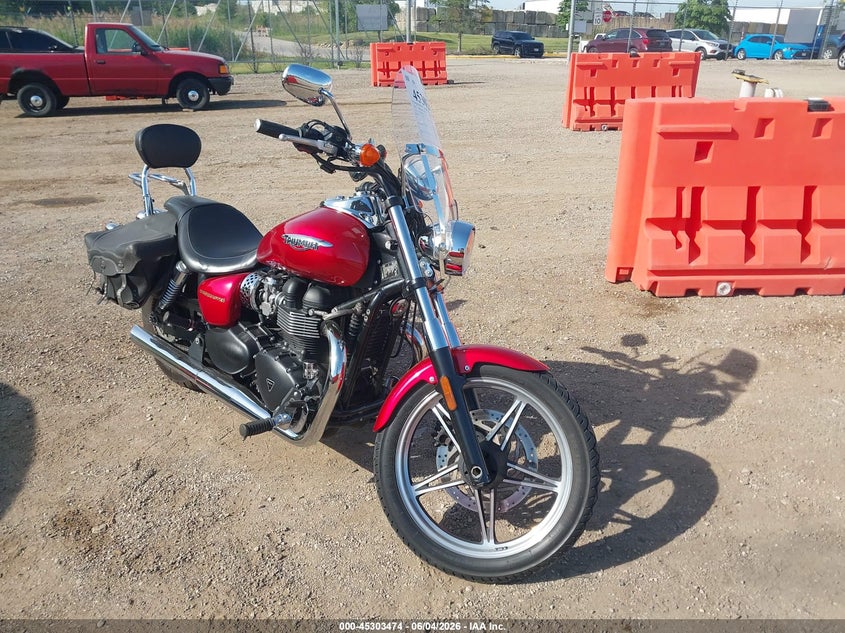 2012 Triumph motorcycle Speedmaster VIN SMT915RN4CT541105 IAAI salvage auction — SIDE, Salvage (Illinois), sold $675 on 2026-07-15 (photo 1)