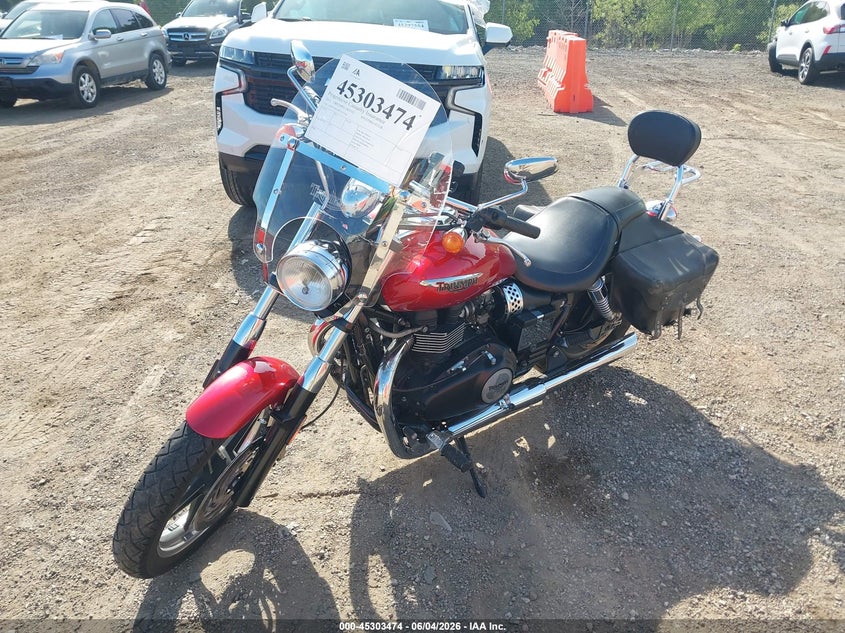 2012 Triumph motorcycle Speedmaster VIN SMT915RN4CT541105 IAAI salvage auction — SIDE, Salvage (Illinois), sold $675 on 2026-07-15 (photo 2)