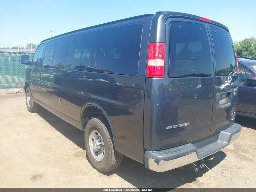 2017 Chevrolet Express 3500 VIN 1GAZGPFG4H1249268 IAAI salvage auction — NORMAL WEAR, Sf97 (Ohio), sold $23,125 on 2026-07-15 (photo 3)