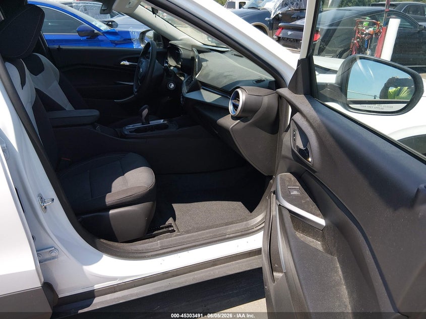 2025 Chevrolet Trax VIN KL77LFEP2SC326069 IAAI salvage auction — REAR END, Salvage Title, sold $3,250 on 2026-07-22 (photo 5)