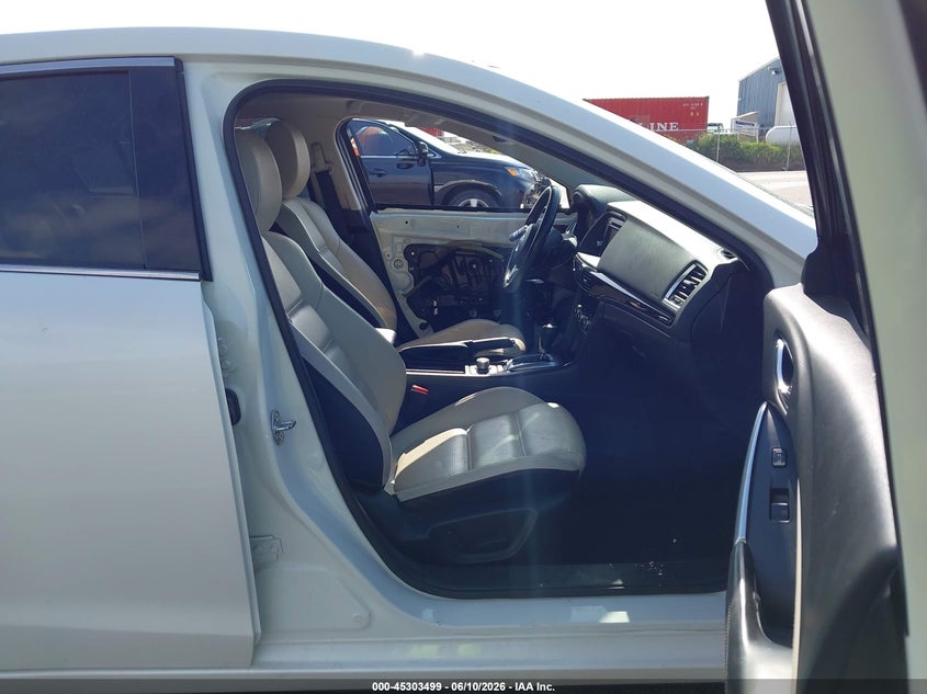 2014 Mazda 6 VIN JM1GJ1W68E1117856 IAAI salvage auction — SIDE, Salvage Title, sold $3,750 on 2026-08-01 (photo 5)