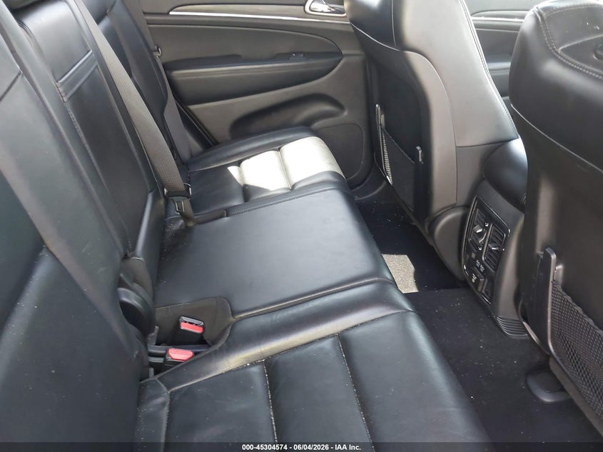 2019 Jeep Grand cherokee VIN 1C4RJFBG3KC763830 IAAI salvage auction — RIGHT FRONT, Salvage Title, sold $4,050 on 2026-08-13 (photo 8)