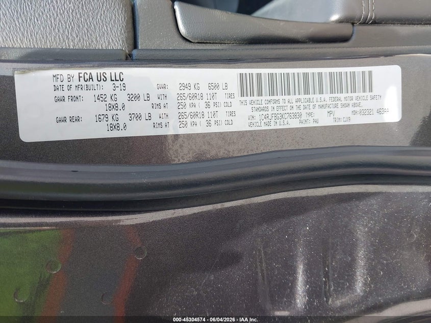 2019 Jeep Grand cherokee VIN 1C4RJFBG3KC763830 IAAI salvage auction — RIGHT FRONT, Salvage Title, sold $4,050 on 2026-08-13 (photo 9)