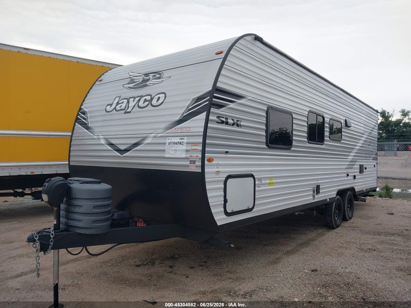 2025 Jayco Jay flight VIN 1UJBC0BN9S1YV0540 IAAI salvage auction — HAIL, Salvage (Kansas), sold $7,550 on 2026-09-04 (photo 2)