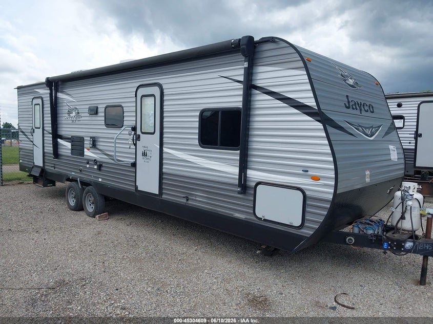 2020 Jayco Jay Flight VIN 1UJBJ0BRXL17X0352 IAAI salvage auction — FRONT END, Salvage (Illinois), sold $4,200 on 2026-09-22 (photo 1)