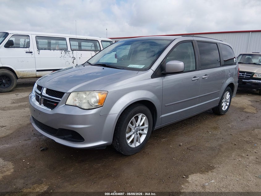 2014 Dodge Caravan VIN 2C4RDGCG7ER263564 IAAI salvage auction — HAIL, Salvage Title, sold $1,800 on 2026-07-24 (photo 2)