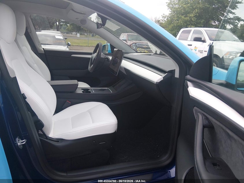 2023 Tesla Model y VIN 7SAYGAEE9PF645026 IAAI salvage auction — RIGHT FRONT, Salvage (New Jersey), sold $15,600 on 2026-07-30 (photo 5)