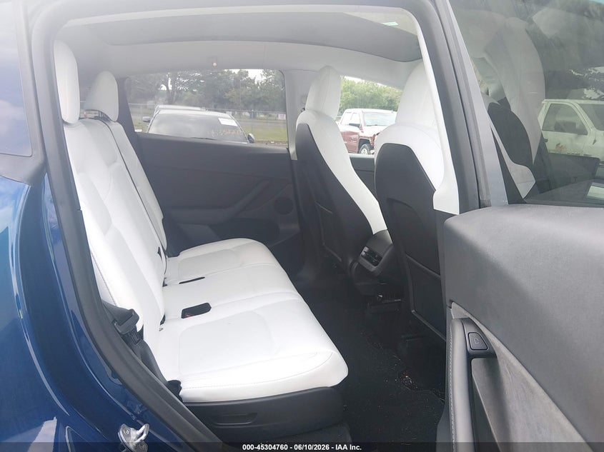 2023 Tesla Model y VIN 7SAYGAEE9PF645026 IAAI salvage auction — RIGHT FRONT, Salvage (New Jersey), sold $15,600 on 2026-07-30 (photo 8)