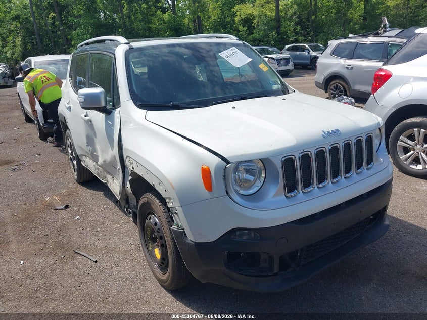 2015 Jeep Renegade VIN ZACCJBDT0FPB53320 IAAI salvage auction — SIDE, Salvage Title, sold $1,300 on 2026-07-08 (photo 1)