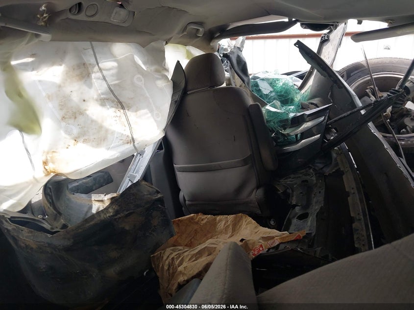 2016 Honda Odyssey VIN 5FNRL5H45GB134551 IAAI salvage auction — ROLLOVER, Salvage Title, sold $275 on 2026-08-03 (photo 8)