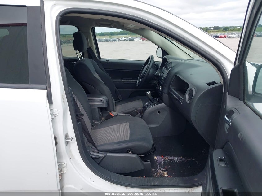 2011 Jeep Compass VIN 1J4NT1FB7BD260798 IAAI salvage auction — LEFT SIDE, Certificate Of Title (Nebraska), sold $975 on 2026-07-09 (photo 5)