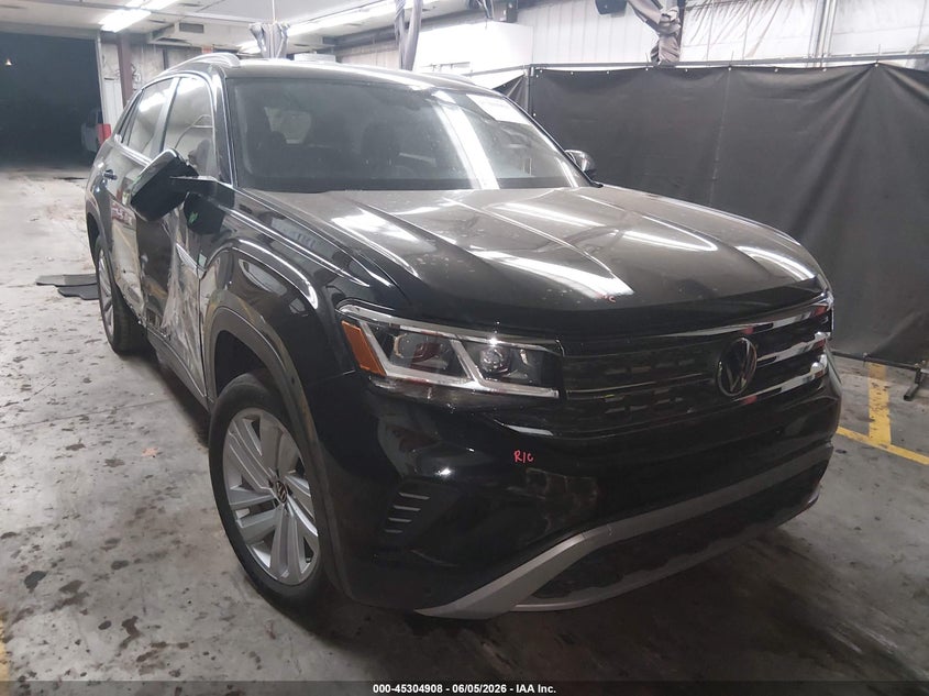2023 Volkswagen Atlas cross sport VIN 1V2WE2CA3PC216377 — IAAI salvage auction photo
