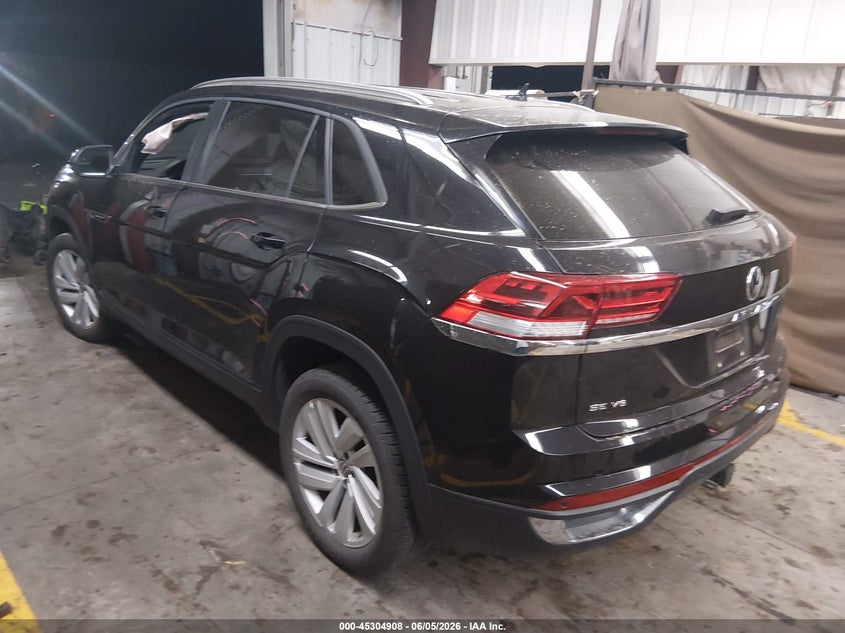 2023 Volkswagen Atlas cross sport VIN 1V2WE2CA3PC216377 IAAI salvage auction — SIDE, Salvage Title, sold $7,500 on 2026-07-14 (photo 3)