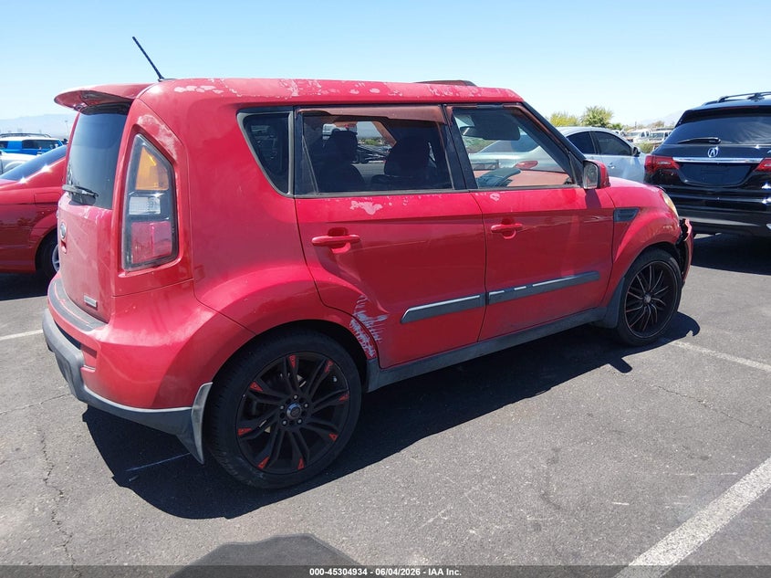 2011 Kia Soul VIN KNDJT2A20B7299068 IAAI salvage auction — LEFT & RIGHT, Salvage (Nevada), sold $100 on 2026-07-13 (photo 4)