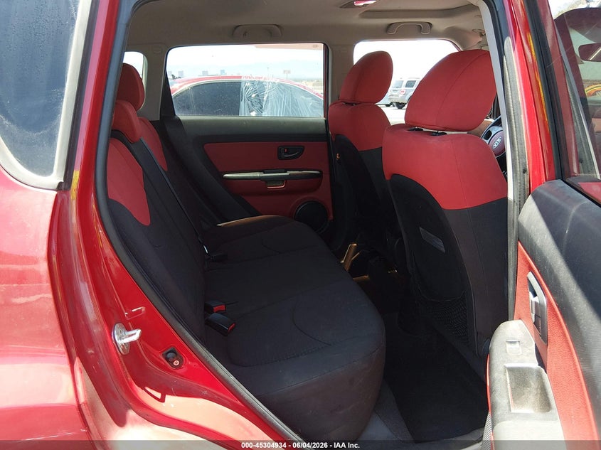 2011 Kia Soul VIN KNDJT2A20B7299068 IAAI salvage auction — LEFT & RIGHT, Salvage (Nevada), sold $100 on 2026-07-13 (photo 8)