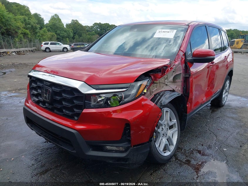 2024 Honda Passport VIN 5FNYF8H53RB006907 IAAI salvage auction — SIDE, Salvage (North Carolina), sold $10,000 on 2026-07-30 (photo 2)