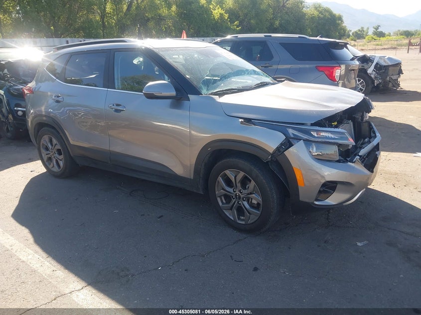 2024 Kia Seltos VIN KNDEU2AA6R7505140 IAAI salvage auction — FRONT & REAR, Salvage Title, sold $3,000 on 2026-07-30 (photo 1)