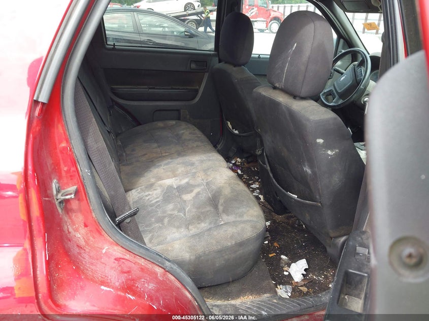2010 Ford Escape VIN 1FMCU0D70AKA88431 IAAI salvage auction — BIO HAZARD, Clear (Alabama), sold $325 on 2026-07-12 (photo 8)