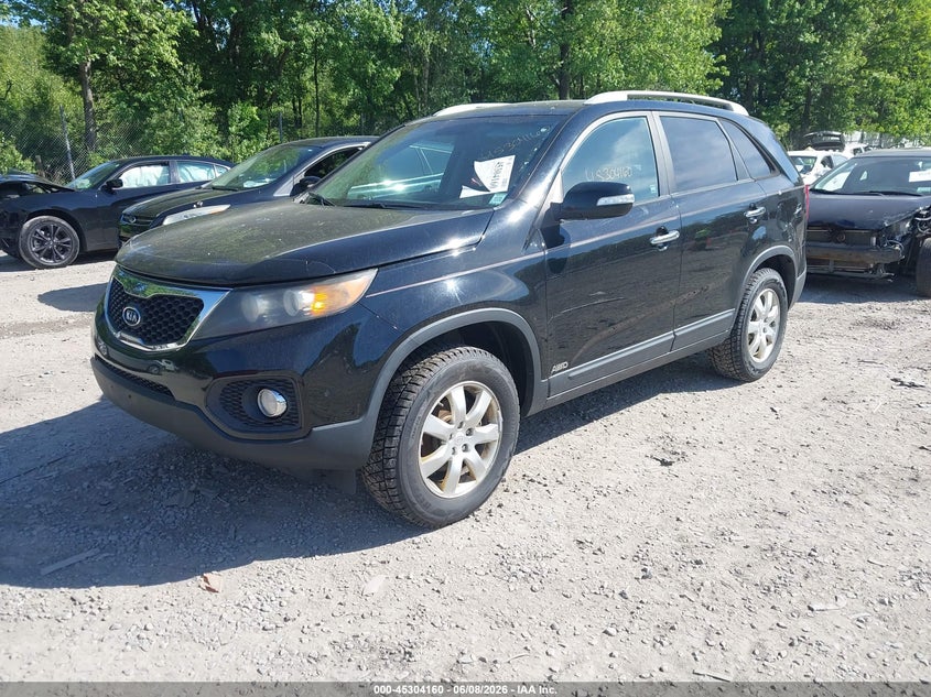 2011 Kia Sorento VIN 5XYKTCA19BG128503 IAAI salvage auction — NORMAL WEAR, Clear (New York), sold $600 on 2026-07-07 (photo 2)