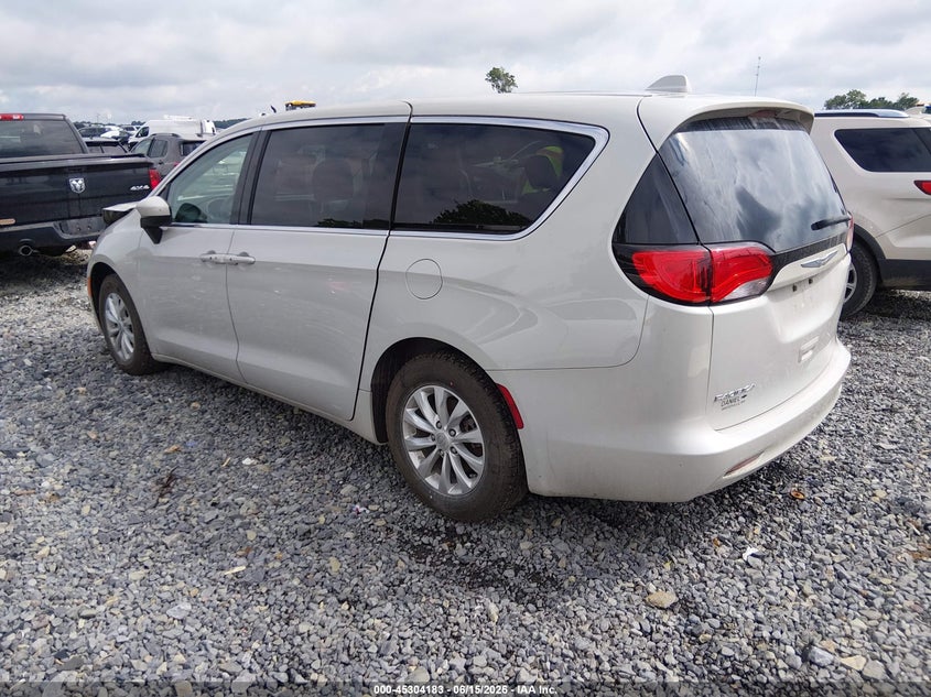 2017 Chrysler Pacifica VIN 2C4RC1DG5HR609839 IAAI salvage auction — FRONT END, Salvage (West Virginia), sold $1,700 on 2026-09-02 (photo 3)