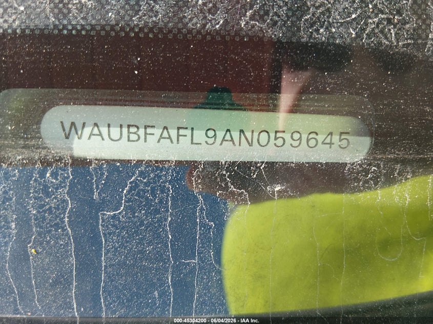 2010 Audi A4 VIN WAUBFAFL9AN059645 IAAI salvage auction — NORMAL WEAR, Clear (Alabama), sold $400 on 2026-07-20 (photo 9)