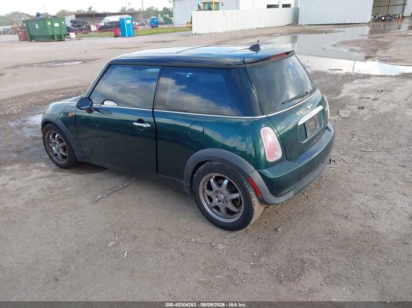 2005 Mini Cooper VIN WMWRC33425TJ63850 IAAI salvage auction — LEFT FRONT, Original (Texas), sold $375 on 2026-07-11 (photo 3)