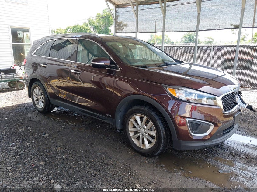 2016 Kia Sorento VIN 5XYPGDA39GG016566 IAAI salvage auction — LEFT FRONT, Salvage Title, sold $1,900 on 2026-07-27 (photo 1)