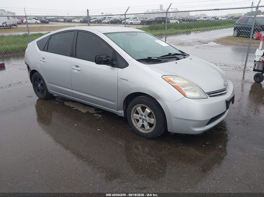 2006 Toyota Prius VIN JTDKB22U167506189 IAAI salvage auction — LEFT REAR, Parts Only Bos (Minnesota), sold $250 on 2026-07-06 (photo 1)