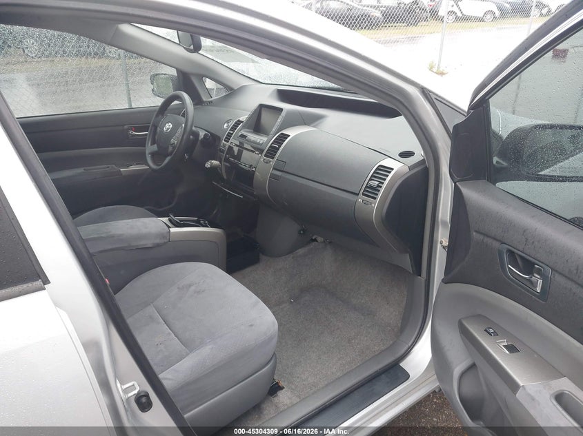 2006 Toyota Prius VIN JTDKB22U167506189 IAAI salvage auction — LEFT REAR, Parts Only Bos (Minnesota), sold $250 on 2026-07-06 (photo 5)