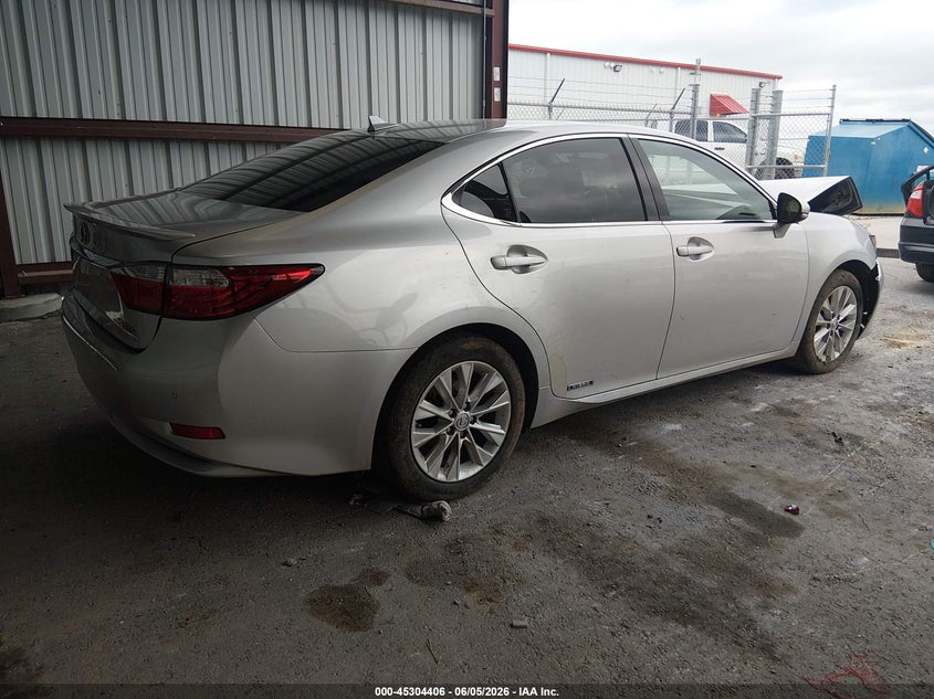 2014 Lexus ES VIN JTHBW1GG7E2054101 IAAI salvage auction — FRONT END, Salvage Title, sold $2,300 on 2026-07-29 (photo 4)