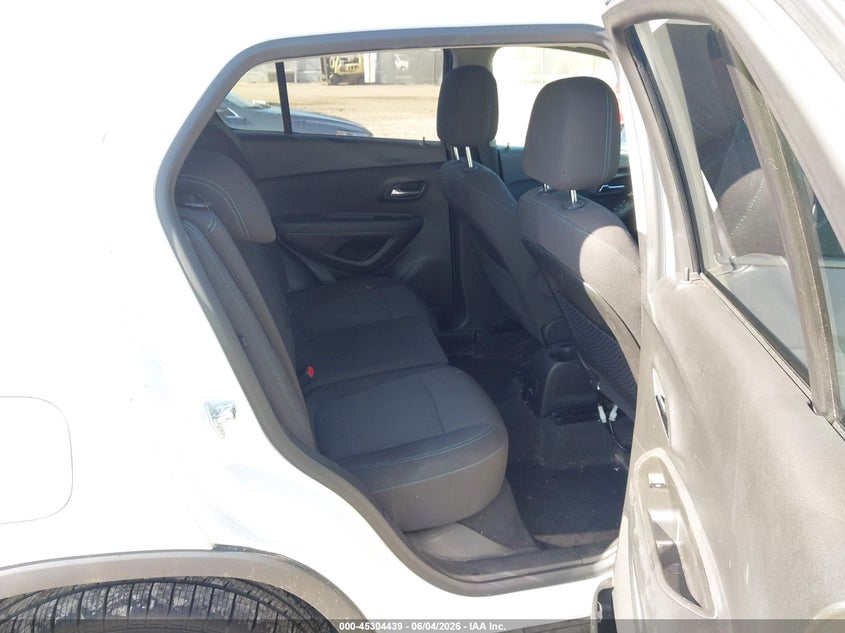 2016 Chevrolet Trax VIN KL7CJPSB9GB618656 IAAI salvage auction — NORMAL WEAR, Original (Ohio), sold $550 on 2026-07-16 (photo 8)