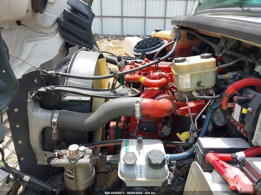 2018 Freightliner M2 106 VIN 3ALACWFD4JDJP0951 IAAI salvage auction — ALL OVER, Salvage (Georgia), sold $8,675 on 2026-08-12 (photo 9)
