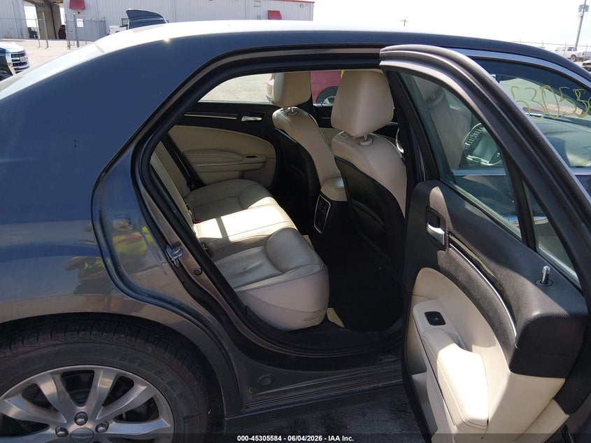 2018 Chrysler 300 VIN 2C3CCAKG4JH137741 IAAI salvage auction — RIGHT FRONT, Salvage Title, sold $2,350 on 2026-07-23 (photo 8)