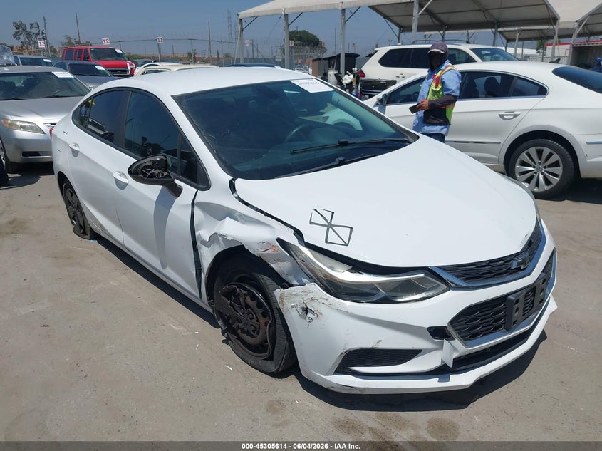 2017 Chevrolet Cruze VIN 1G1BC5SM1H7153172 IAAI salvage auction — RIGHT FRONT, Salvage Title, sold $1,400 on 2026-07-22 (photo 1)